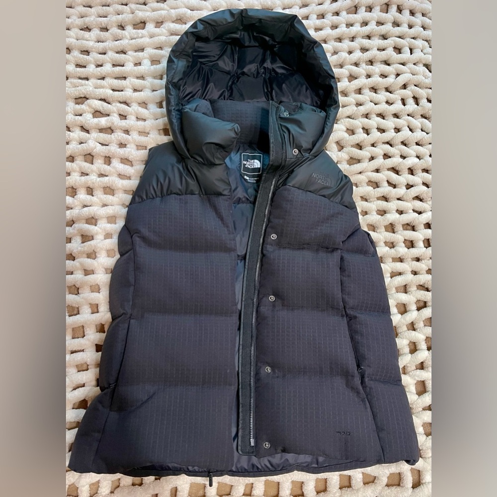 The North Face Womens Size S Black Novelty Nuptse Hooded Vest Goose Down
